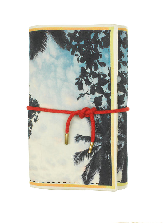 A WEEK TRAVEL POUCH/
POCHON DE VOYAGE 1 SEMAINE